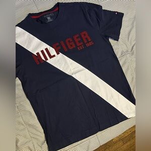 #TommyHilfiger #Luxury #Tee #Size L #GoodCondition